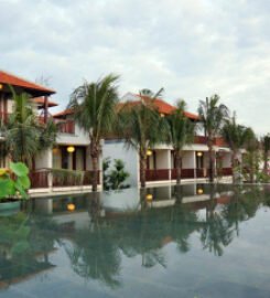 Vinh Hung Emerald Resort